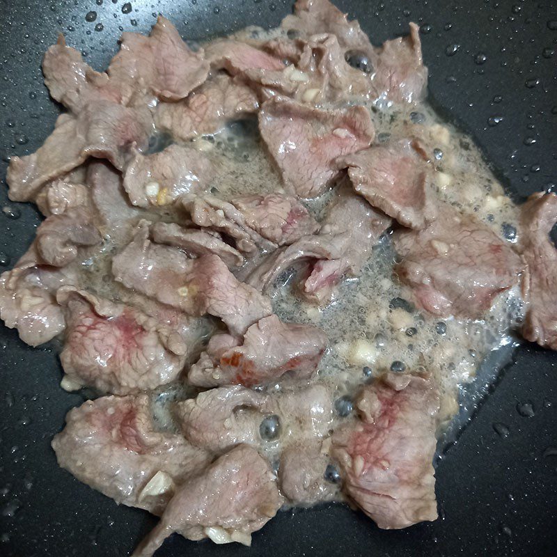 Step 2 Stir-fry beef Kale stir-fry beef