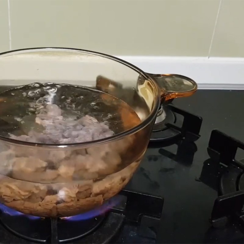 Step 4 Cooking the Soup Korean Beef Radish Soup