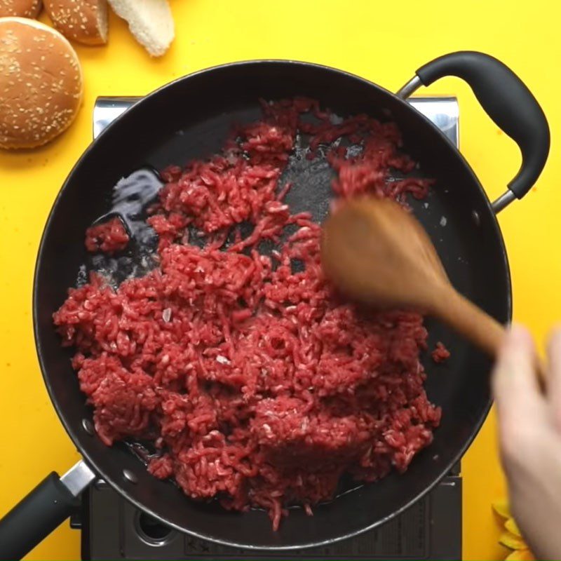 Step 1 Stir-fry the beef Beef Cheese Spring Rolls