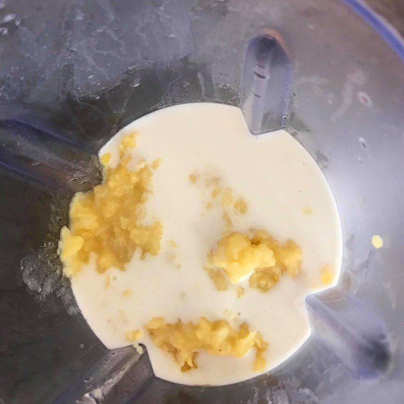 Step 2 Blend the beans with coconut milk Mung bean coconut milk using a blender