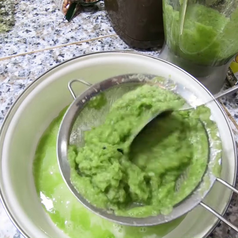 Step 1 Blend the mixture of onion, garlic, and lemongrass Marinade for Grilled Food