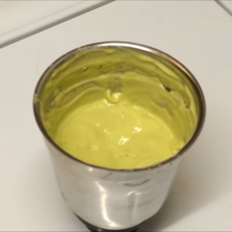 Step 2 Blend avocado lemon smoothie mixture