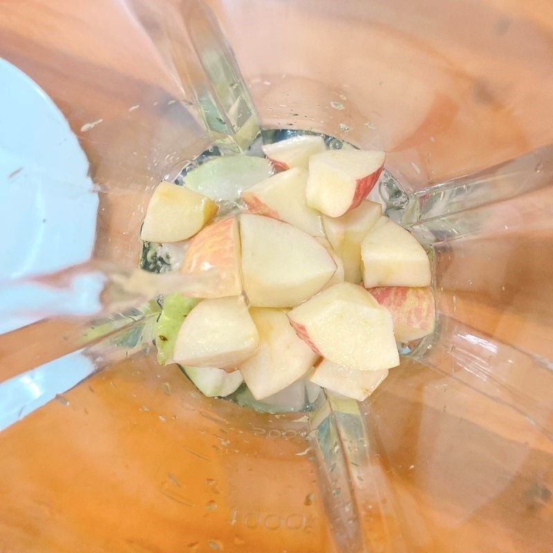 Step 2 Blend the apple guava juice Apple Guava Juice