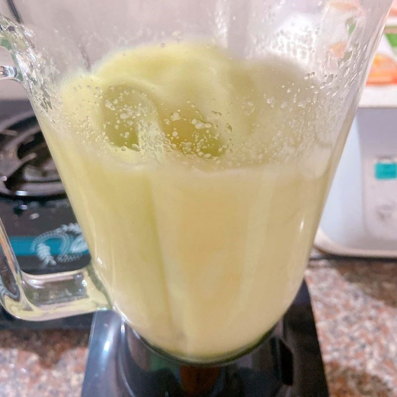 Step 2 Blend the apple guava juice Apple Guava Juice