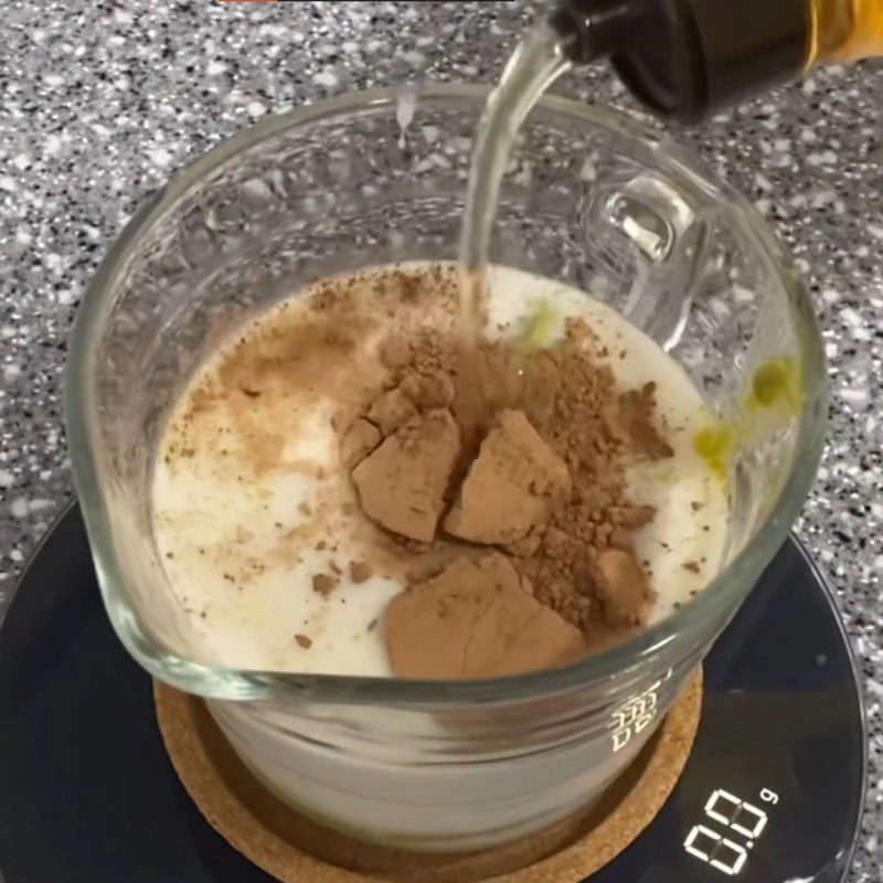 Step 2 Blending avocado smoothie