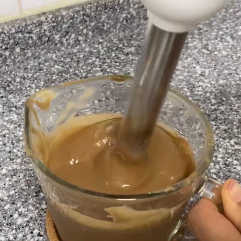 Step 2 Blending avocado smoothie