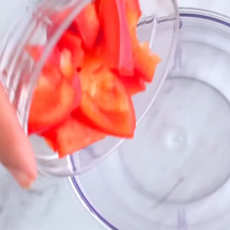 Step 2 Blend the bell pepper with strawberries and cucumber for Bell Pepper Strawberry Cucumber Smoothie