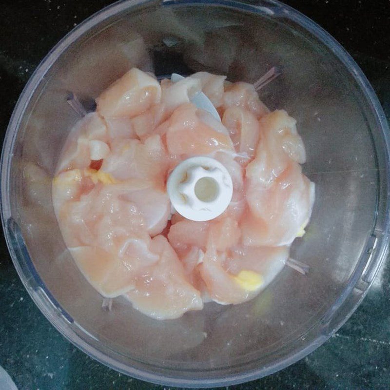 Step 1 Shred the chicken breast Cheese Chicken Cake