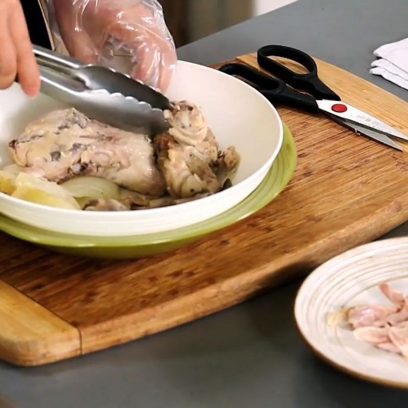 Step 4 Shred the chicken Korean chicken noodle