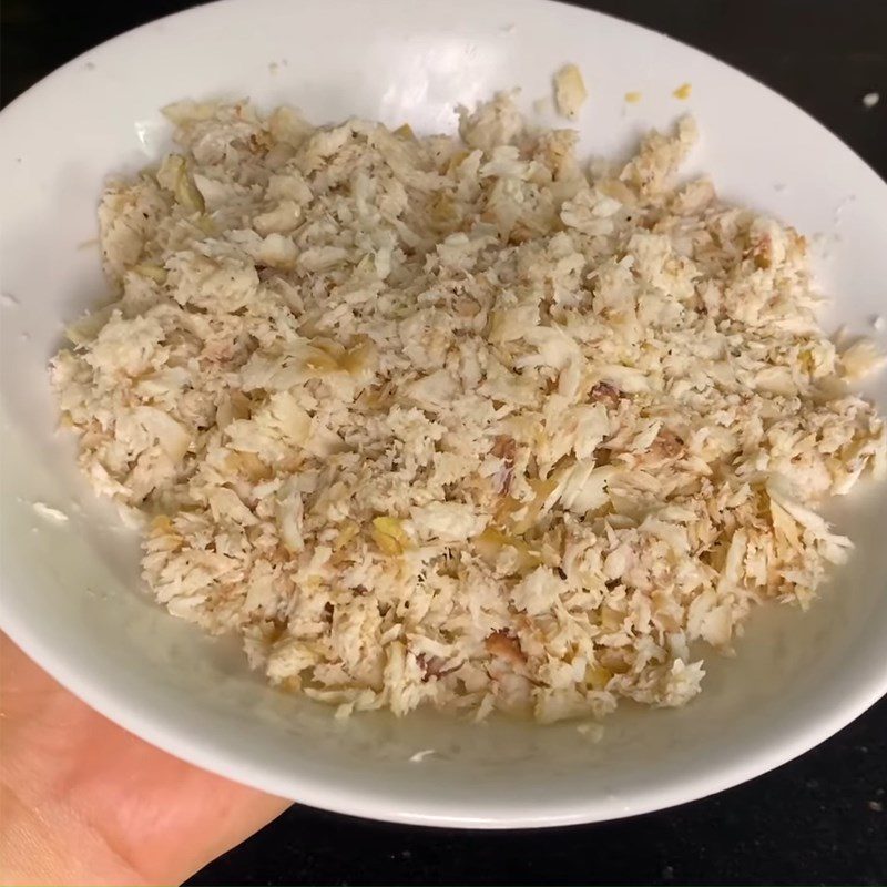 Step 4 Shred the fish shredded fish