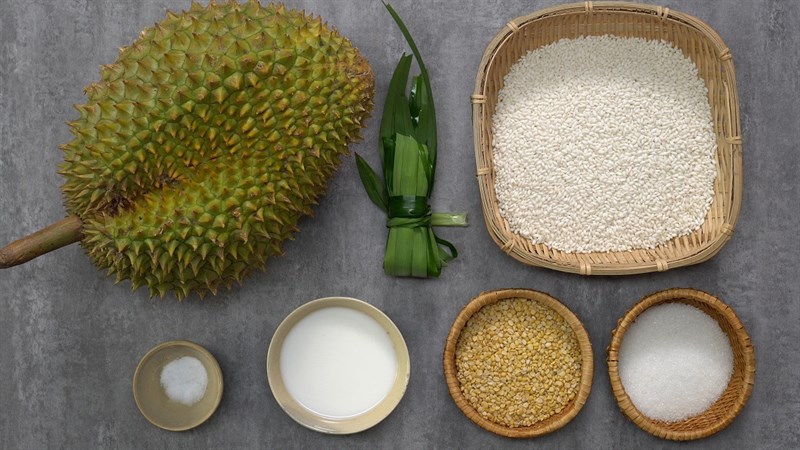 Ingredients for green mung bean sticky rice dish