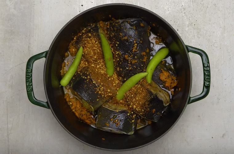 Step 2 Marinate the catfish for Catfish Braised with Turmeric