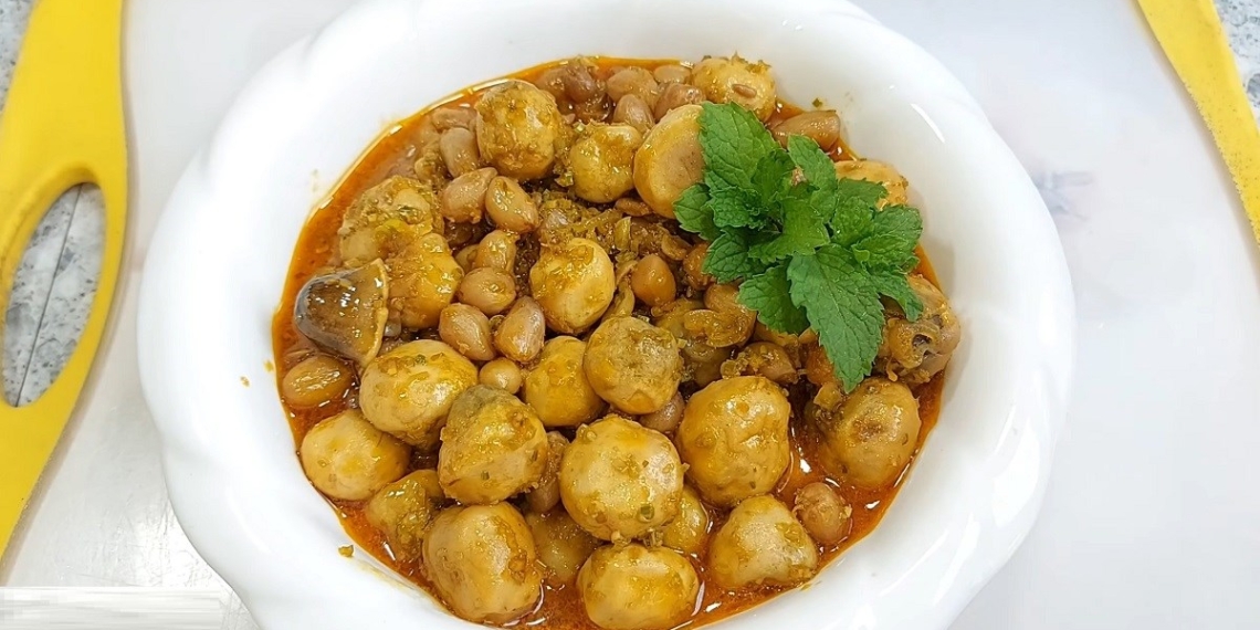 3 ways to make stir fried nam rom with lan sa te and deliciously fragrant garlic 08707
