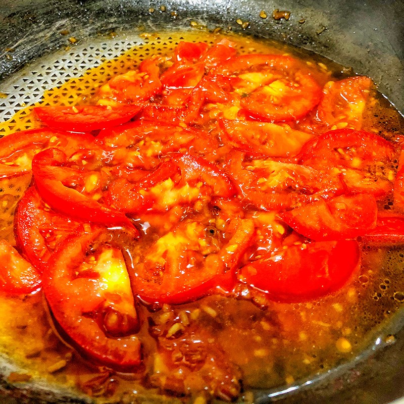 Step 2 Tomato sauce with quail eggs and tofu Quail egg tofu with tomato sauce
