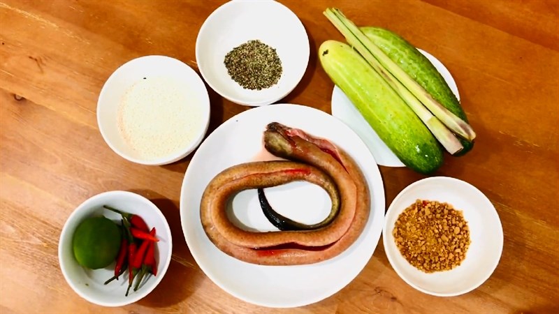 Ingredients for grilled eel with chili salt