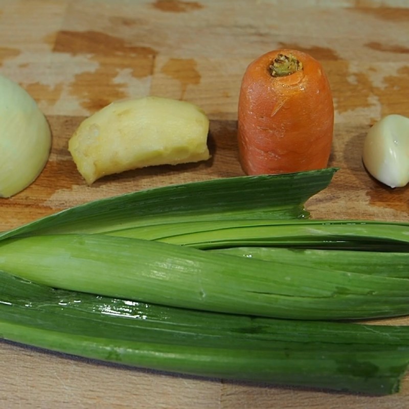 Step 1 Prepare the ingredients for Tori Paitan Ramen