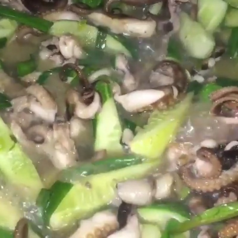 Step 4 Complete Stir-fried Octopus with Cucumber