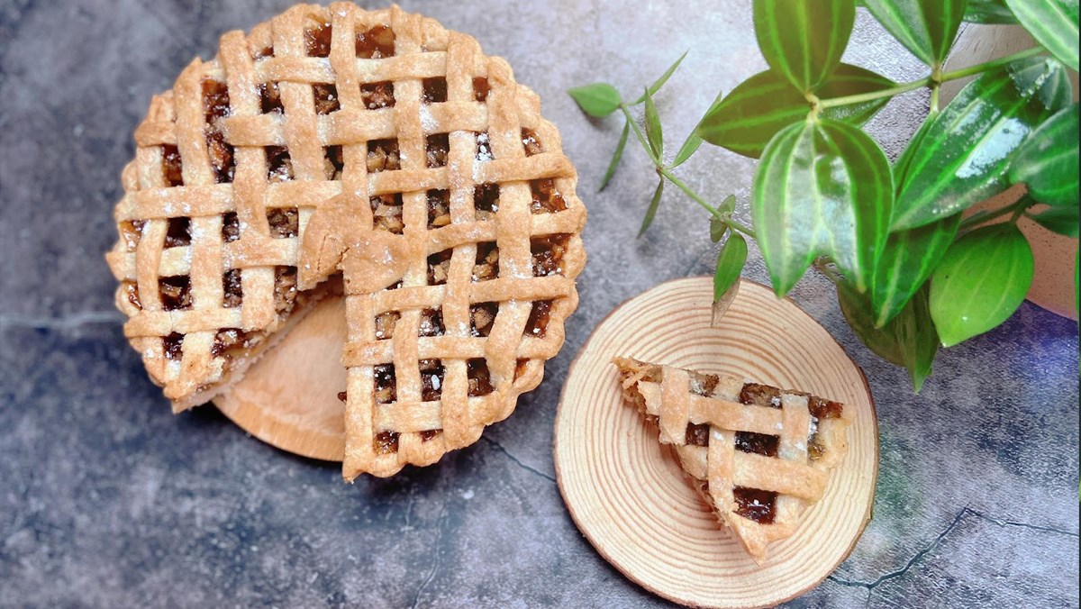 Traditional Baked Apple Pie