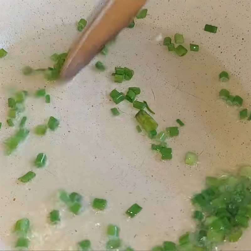 Step 2 Sauté the ingredients for Vegetarian Grilled Beef