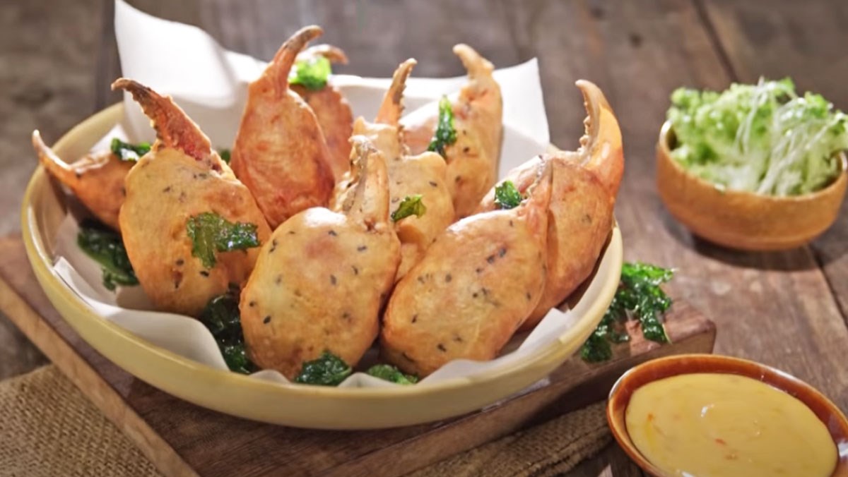 2 ways to make crispy salted crab and sesame fried crab, extremely delicious 8 Crab claws roasted with sesame and mayo sauce