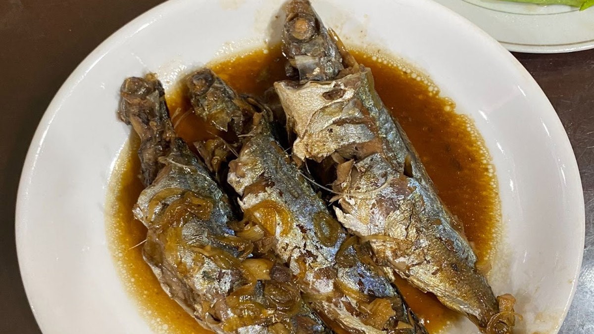 2 Ways to Make Tender and Delicious Mackerel Braised in Coconut Water with Rich Flavor 17 Mackerel braised in coconut water (recipe shared by a user)