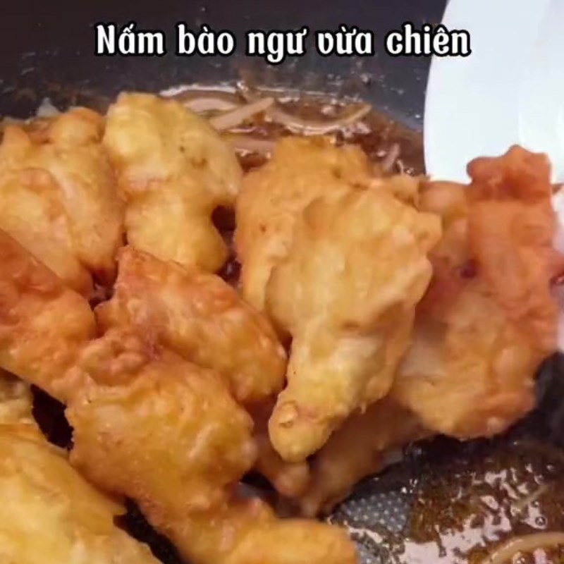 Step 5 Fried mushrooms with fish sauce