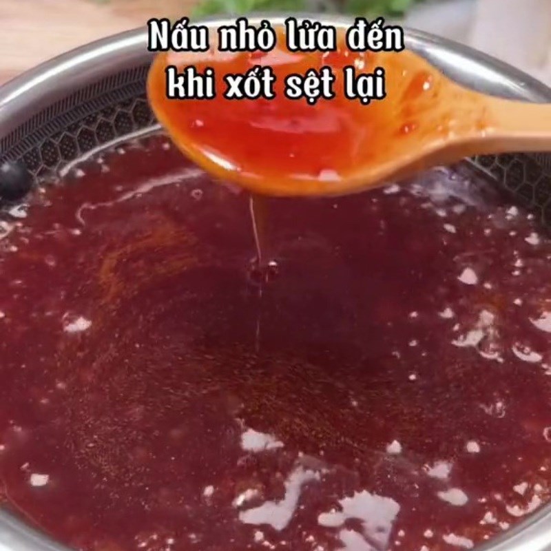 Step 2 Cook the fish sauce mixture for Fried Mushrooms with Fish Sauce