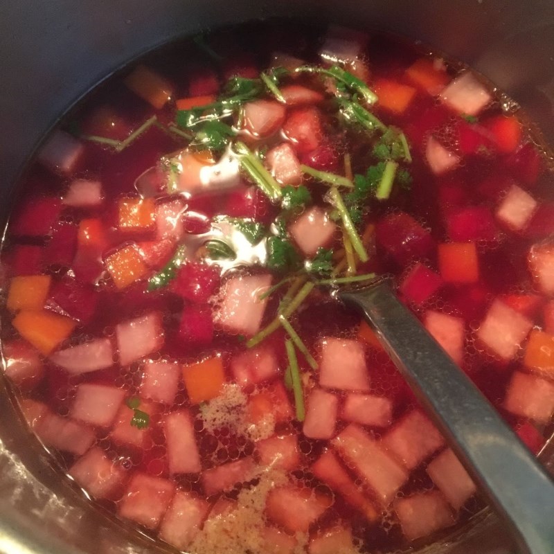 Step 3 Cooking fresh shrimp beetroot soup