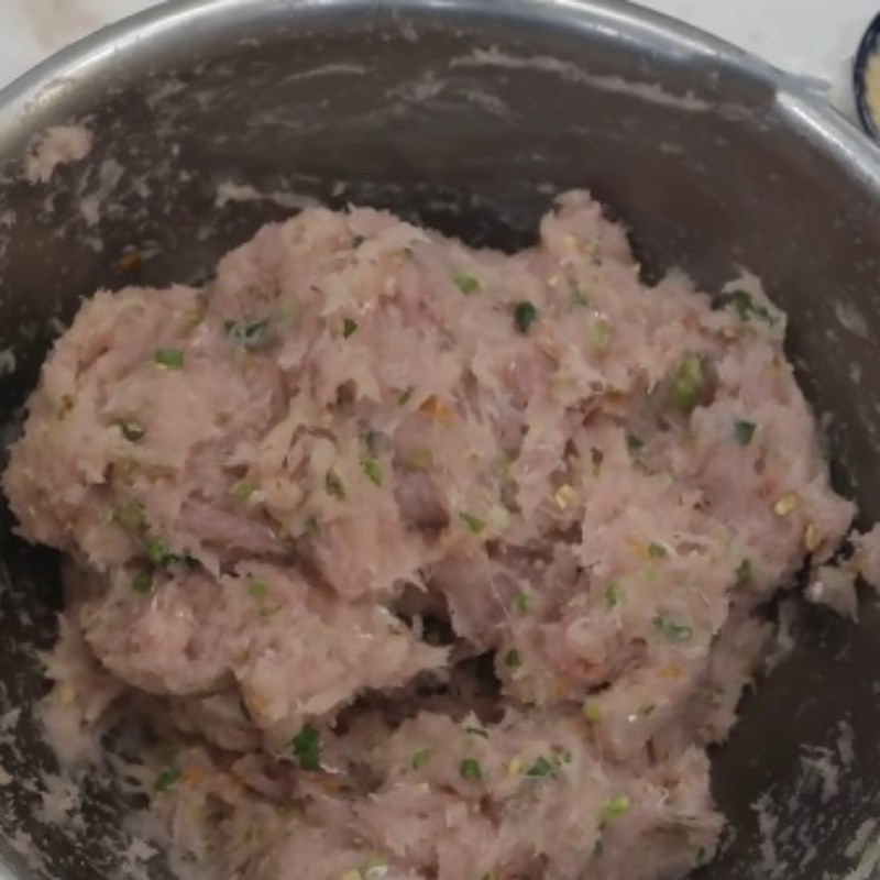 Step 3 Mixing fish cake Nha Trang fish cake
