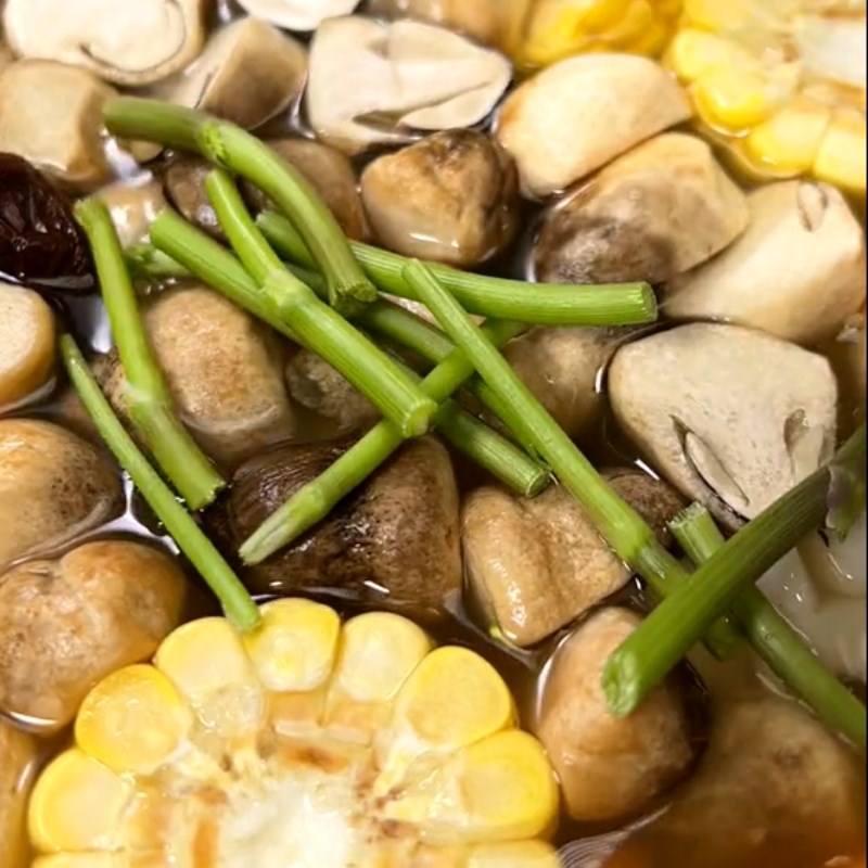 Step 2 Cooking the sugarcane vegetable hotpot