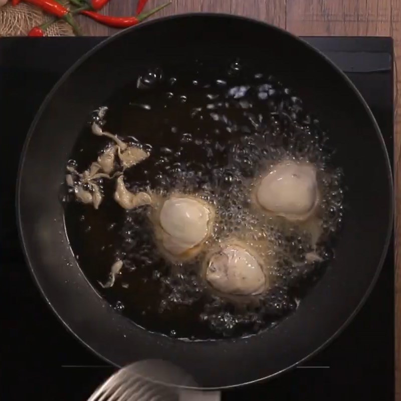 Step 3 Fry the quail eggs Quail eggs fried with fish sauce