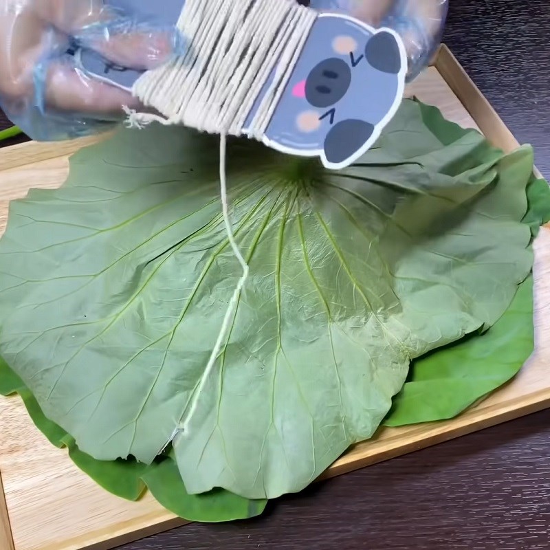 Step 5 Preparing Lotus Leaves for Steamed Chicken