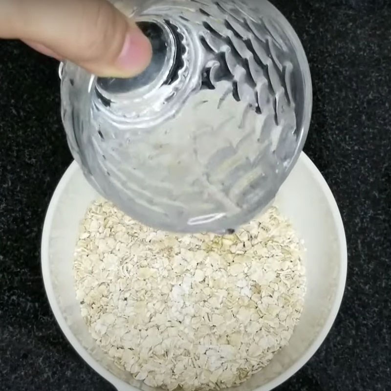 Step 1 Prepare the oats for Sweet Potato Oatmeal Porridge