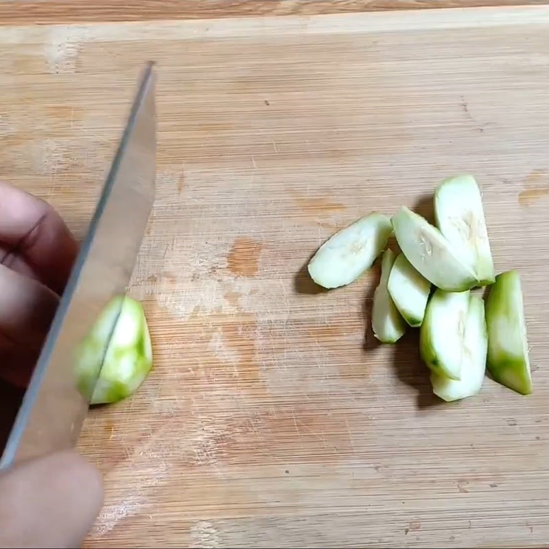 Step 1 Prepare and soak the sour fruit Sour fruit with salt from Tay Ninh