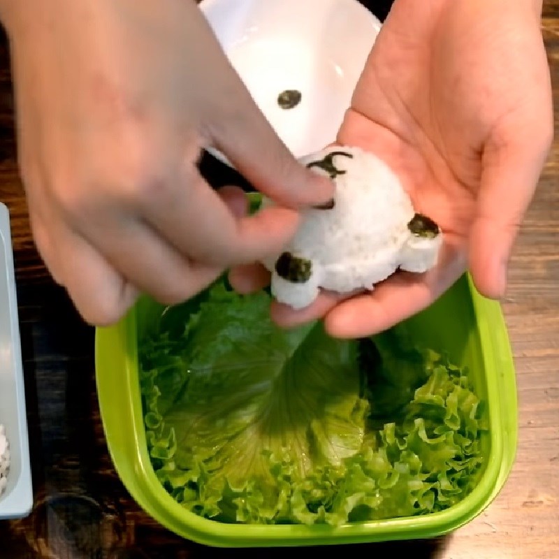 Step 5 Making bento rice Panda bento