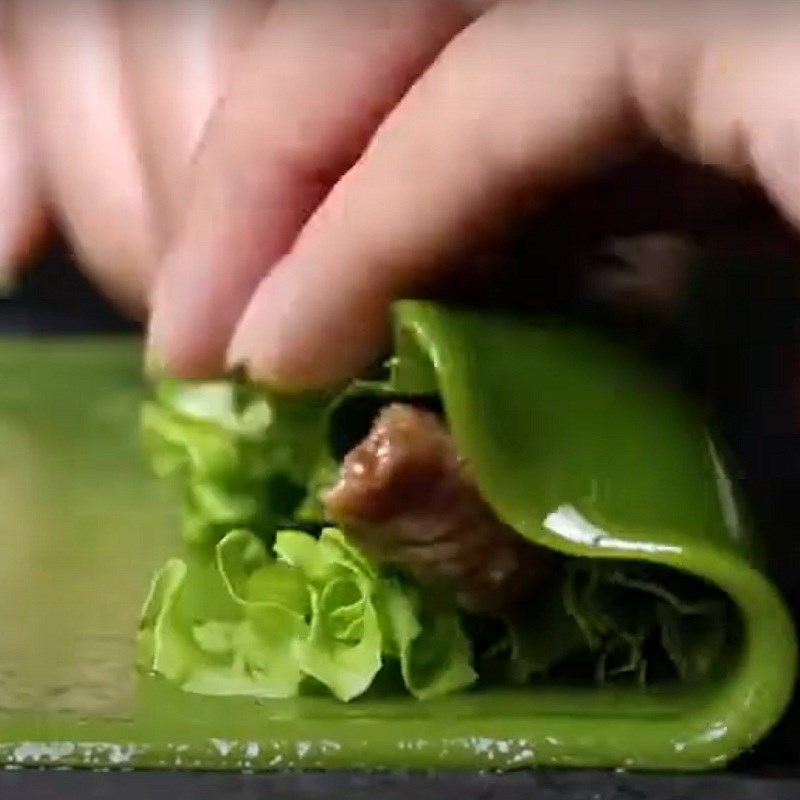 Step 6 Roll the Pho for Pho colored rolls