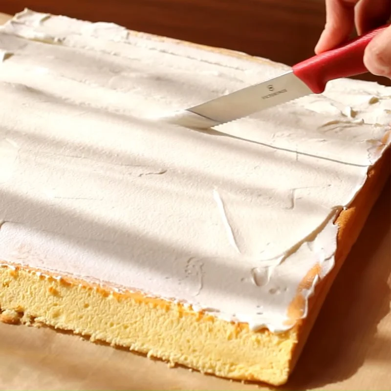 Step 7 Roll and cut the cake Chiffon roll cake with cream