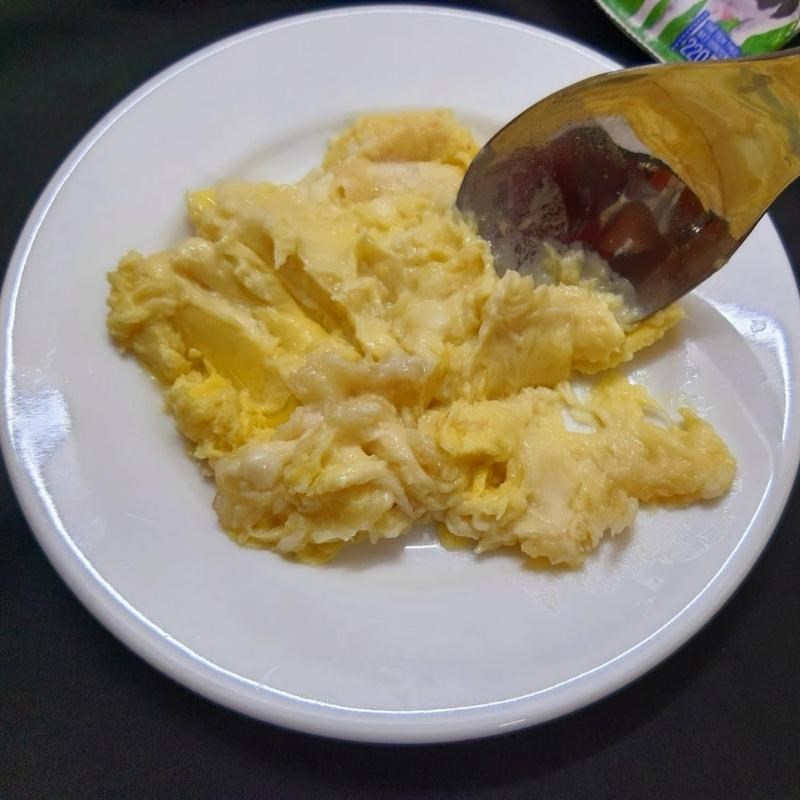 Step 2 Mash durian Durian coffee