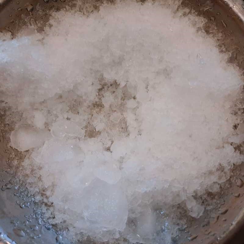Step 1 Crush ice cubes for Vanilla Milkshake