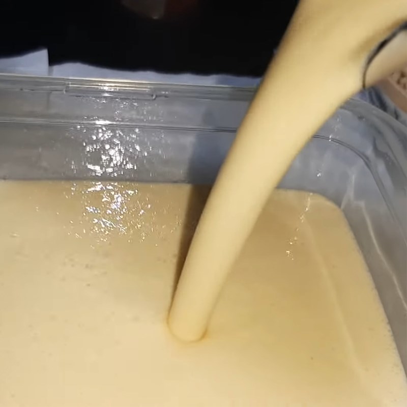 Step 3 Pour into molds and freeze Jackfruit ice cream using a blender without fresh cream
