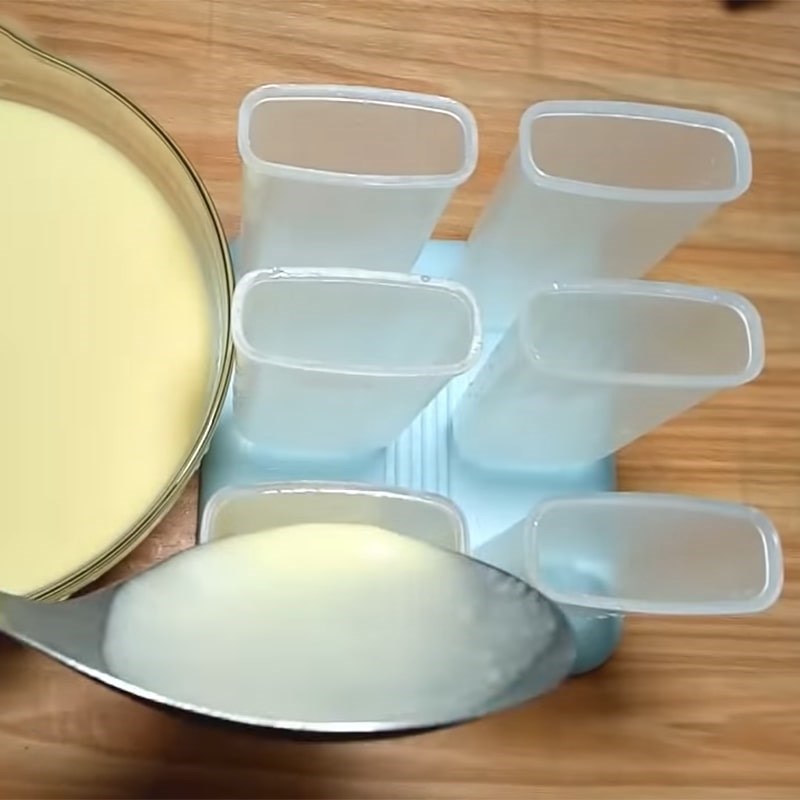 Step 4 Pouring into molds and chilling Pineapple yogurt ice cream