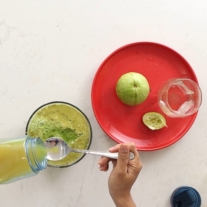 Step 2 Juice the pennywort, guava, and orange Pennywort, Guava and Orange Juice