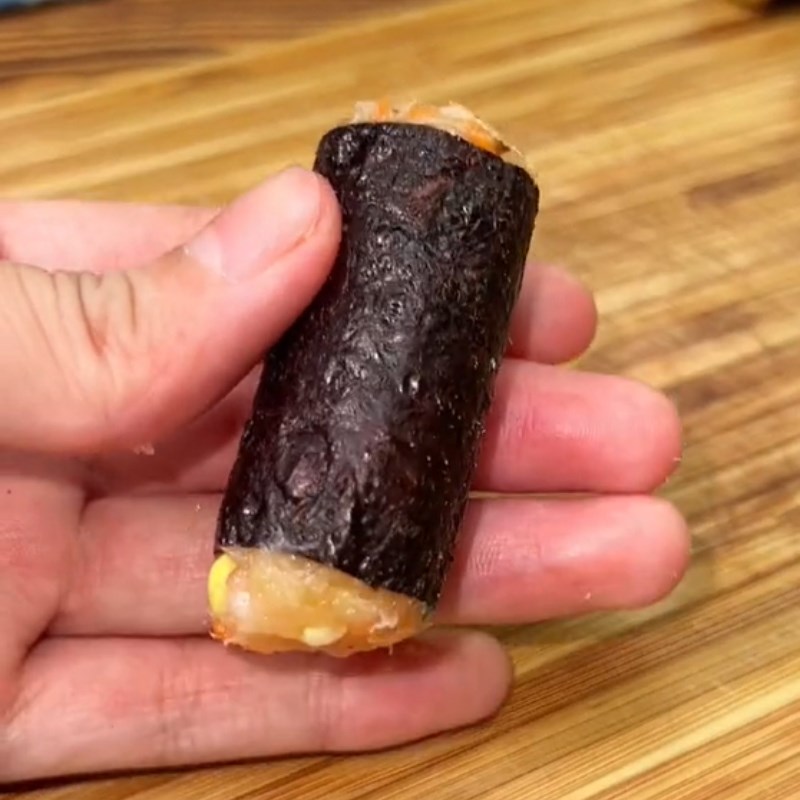 Step 2 Seaweed Chicken Rolls Seaweed Chicken Rolls (Recipe shared from Tiktok Cooking with TasteVN)