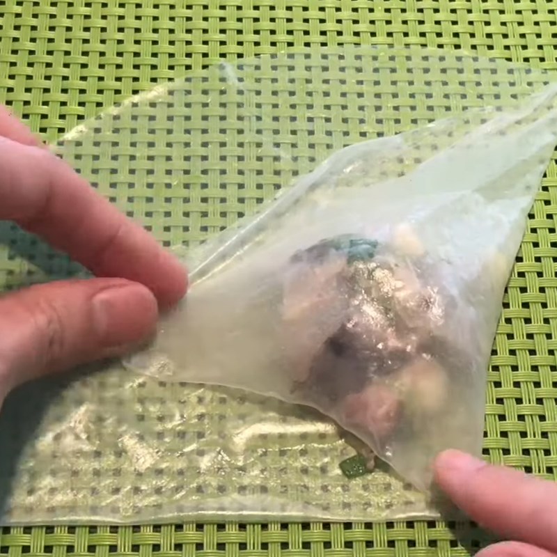 Step 2 Wrap dumplings with rice paper