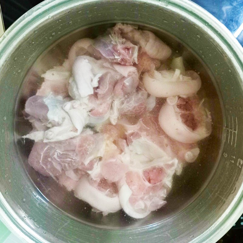 Step 3 Stew the pork leg Pork leg cooked in coconut water