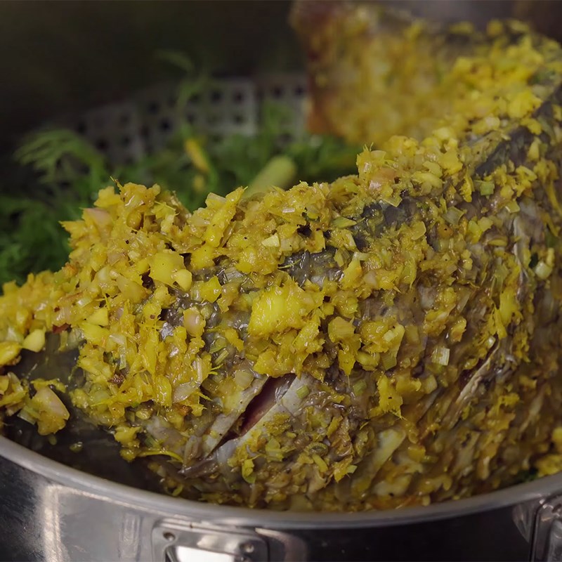 Step 4 Steam the Fish Beer Steamed Carp with Lemongrass
