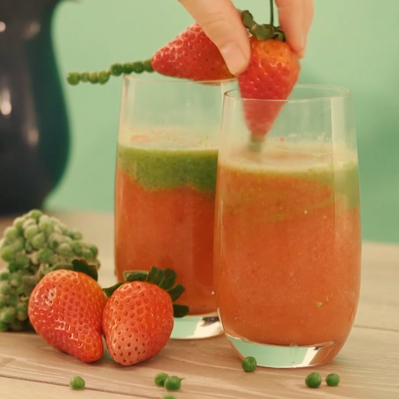 Step 5 Finished Product Strawberry Pea Smoothie
