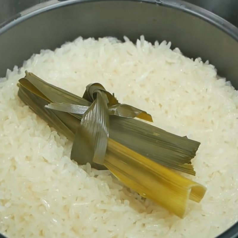 Step 4 Completion of savory sticky rice using a pressure cooker