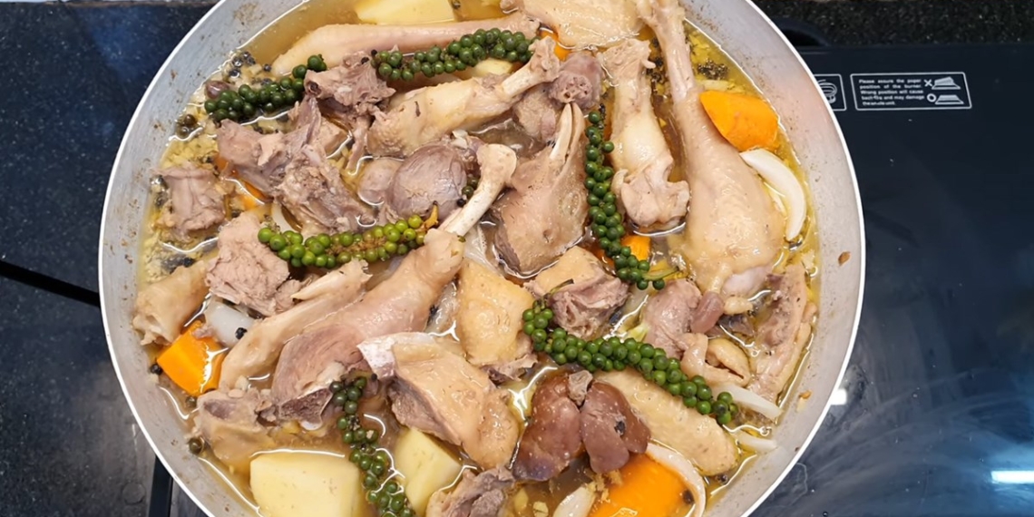 how to cook chicken hotpot with green pepper in warm rainy season 10483