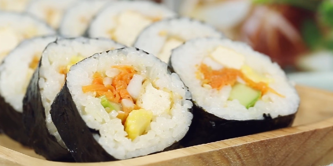 how to make delicious simple vegan sushi at home 02518